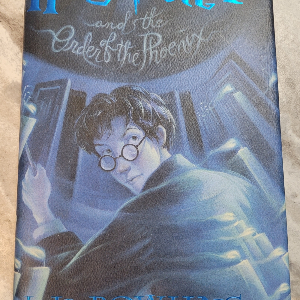 Harry Potter and the Order of the Phoenix Book Cover